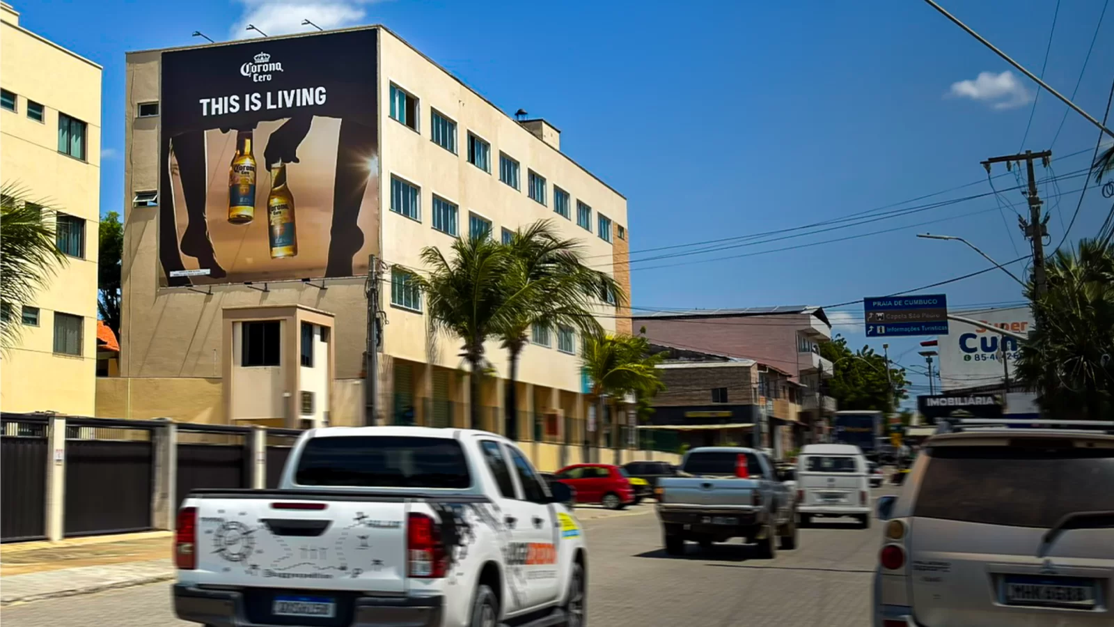 Coqueiros Cumbuco · empena em Av. dos Coqueiros